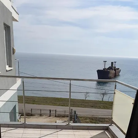 Apartament Bety Sea Front *